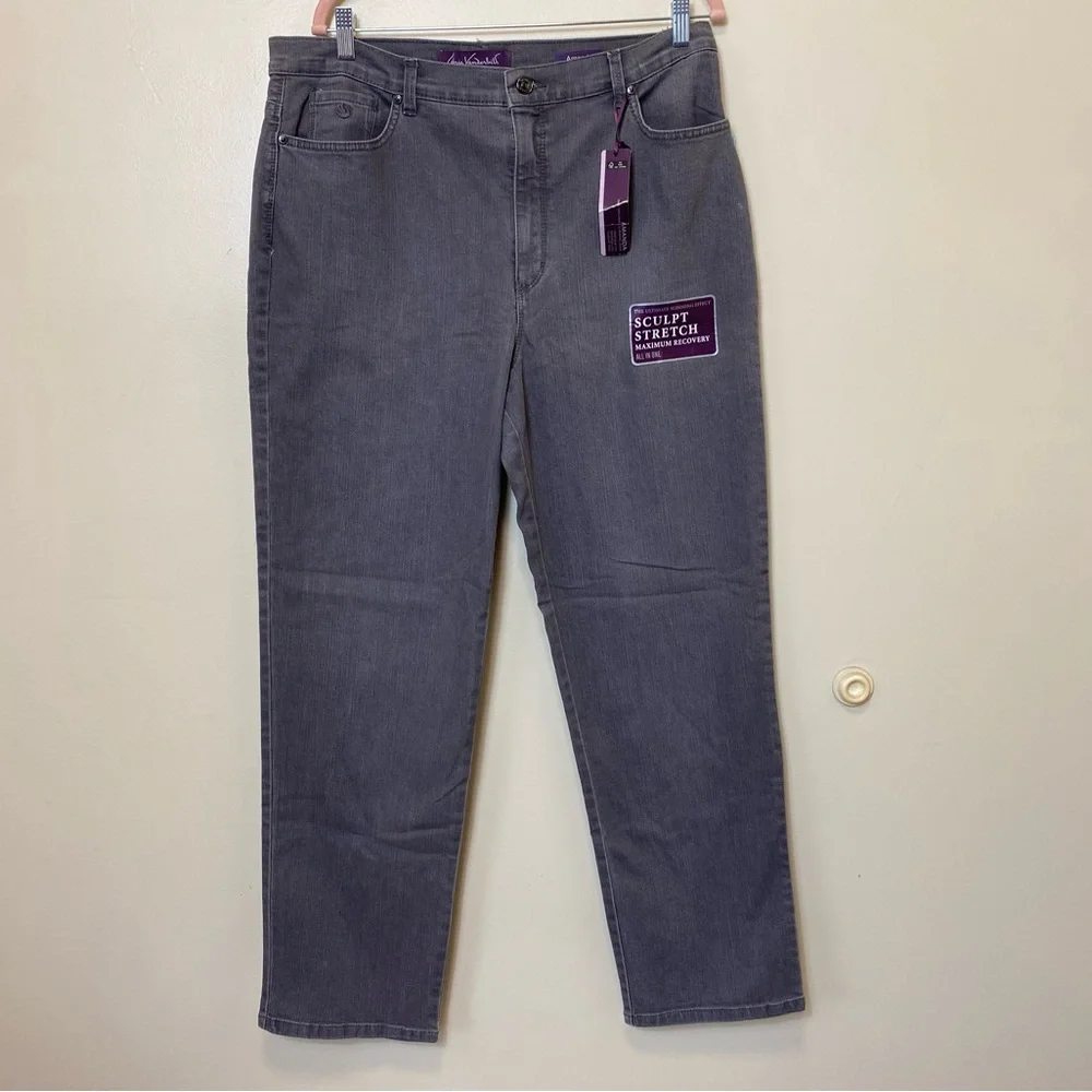 Gloria Vanderbilt Slimming Amanda Jeans. Size 18. NWT. - Picture 3 of 8